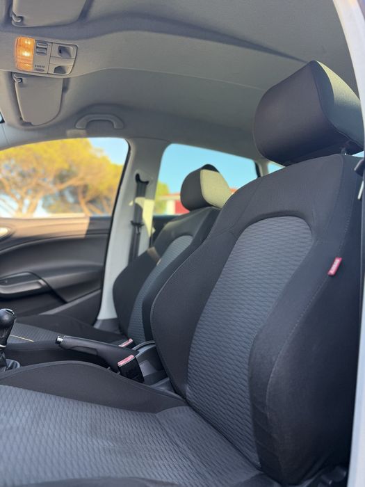 SEAT Ibiza — fotografia 4