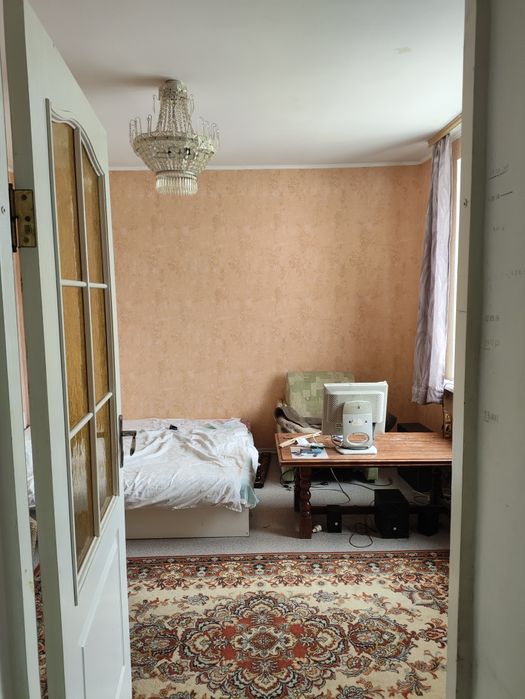 Будинок, гараж, земельна ділянка 10 соток