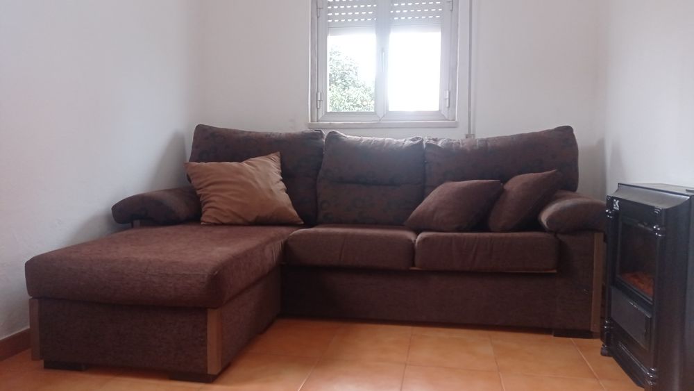Sofá castanho 2,40m