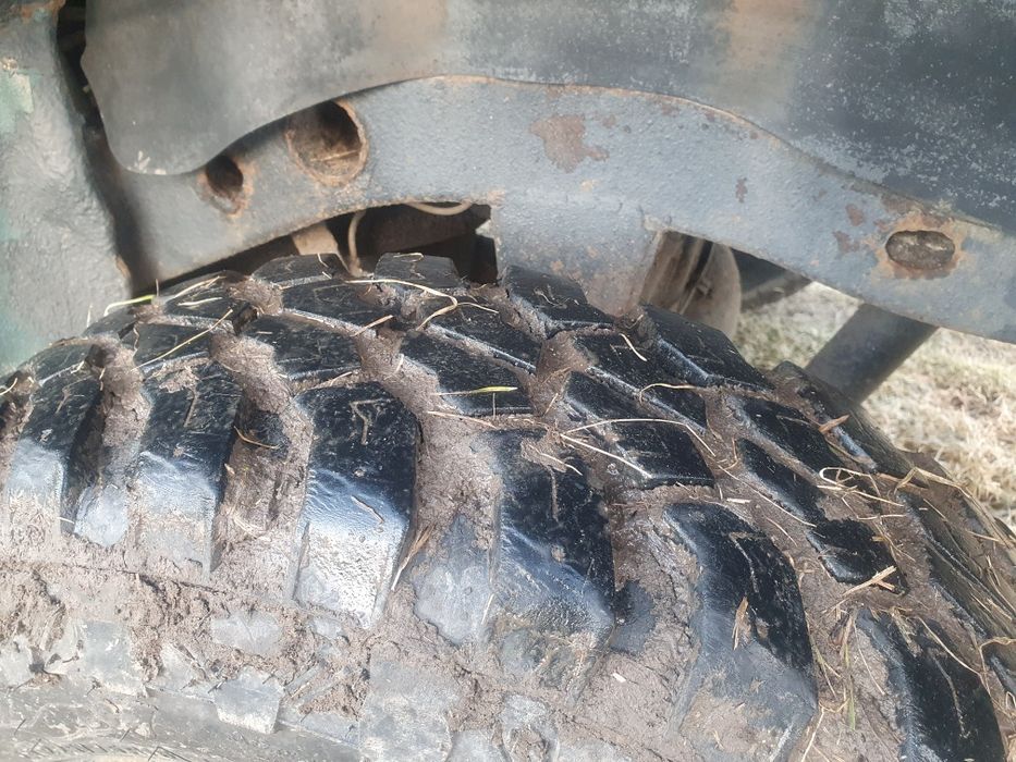 Міцик Л200, лівий руль, на повному бойовому