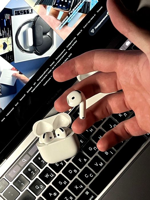 Магазин б/у Правий AirPods 4 A3050 A3053 A3058 Оригинал