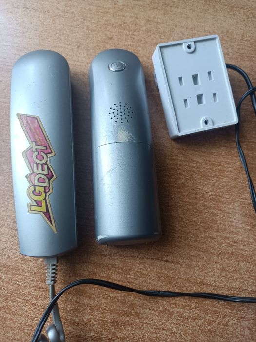 Телефон LG GT-7720  блок питания