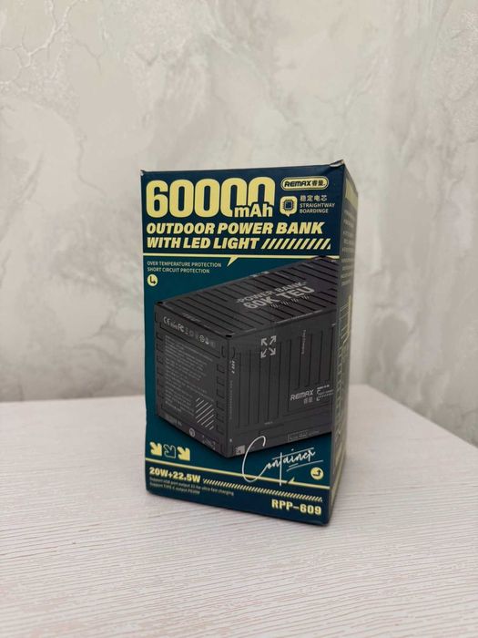 Павербанк REMAX Outdoor Power Bank 60000 mAh with LED Light