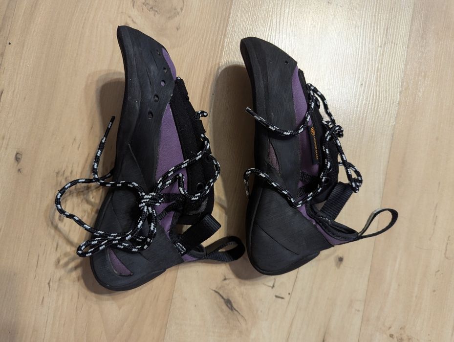 Buty wspinaczkowe Unparallel NewTro Lace - purple/black 37
