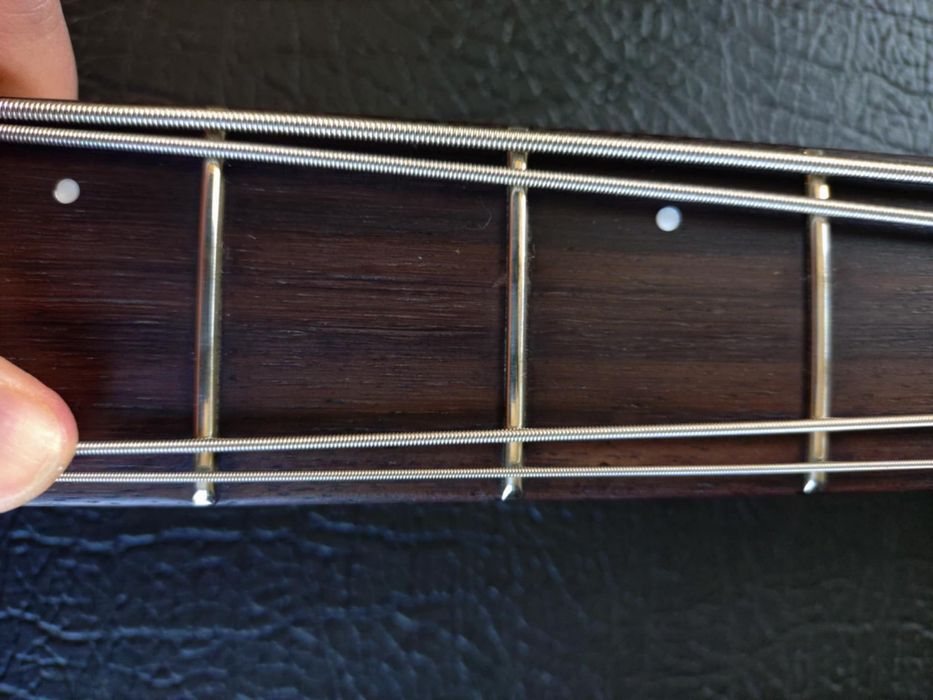 Gitara basowa Sire M7 Marcus Miller Swamp Ash