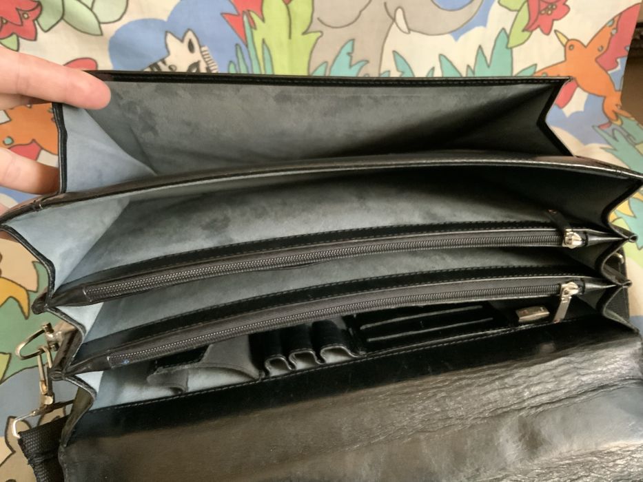 Большая мужская кожаная сумка портфель Eminsa. Размер 36/27/15 см