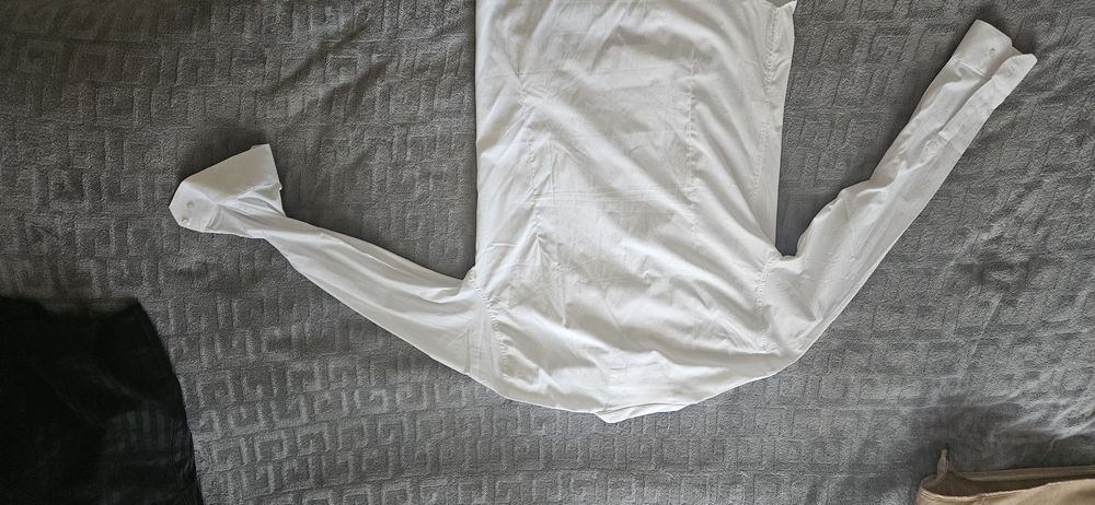 Рубашка біла нова