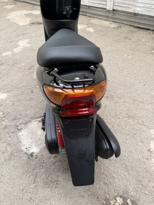 Yamaha Jog sa16 з контейнера