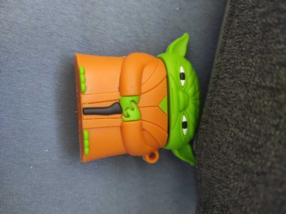 Airpods Etui case do AirPods 1. i 2. generacji Star Wars Mistrz Yoda