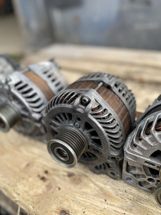 Генератор Renault Master Trafic Vivaro Movano 1.5 1.6 1.9 2.0 2.3 2.5