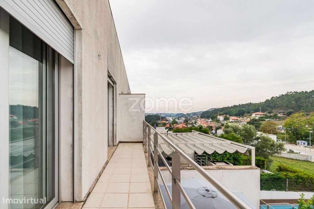 Moradia T3 Banda em Priscos, Braga