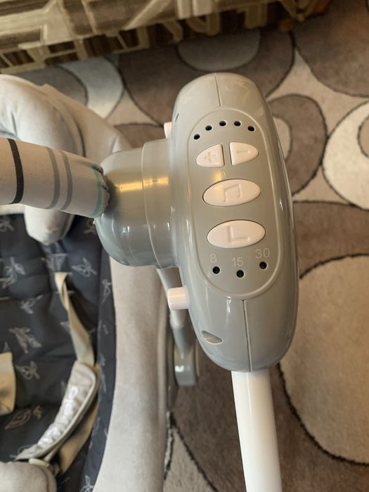 Крісло-гойдалка lionelo ruben grey