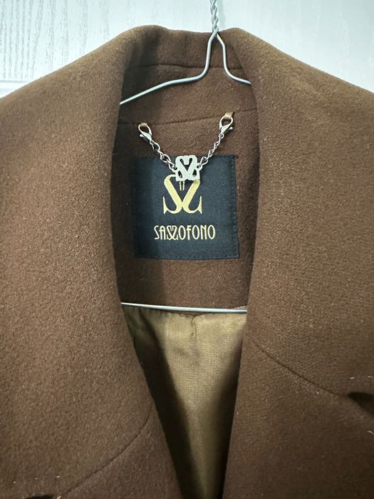 Продам пальто Sassofono