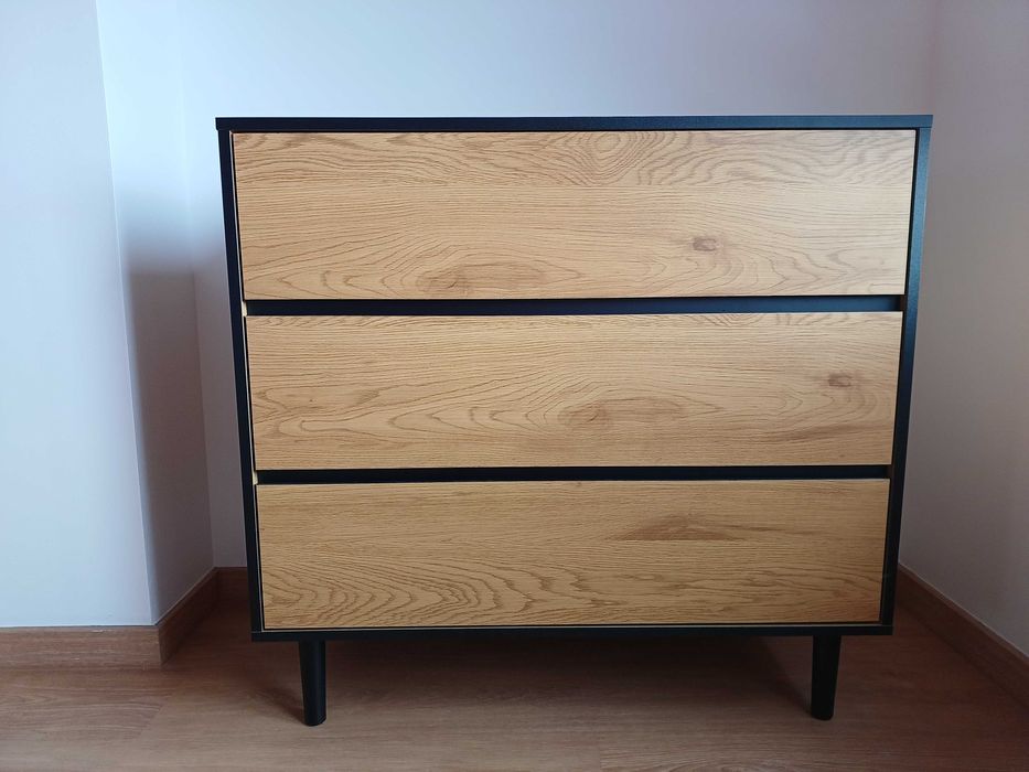 Cómoda 3 gavetas cor carvalho tom quente/preto NOVA