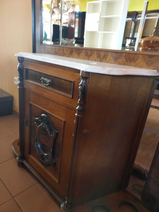 Hall de Entrada / Móvel de Entrada