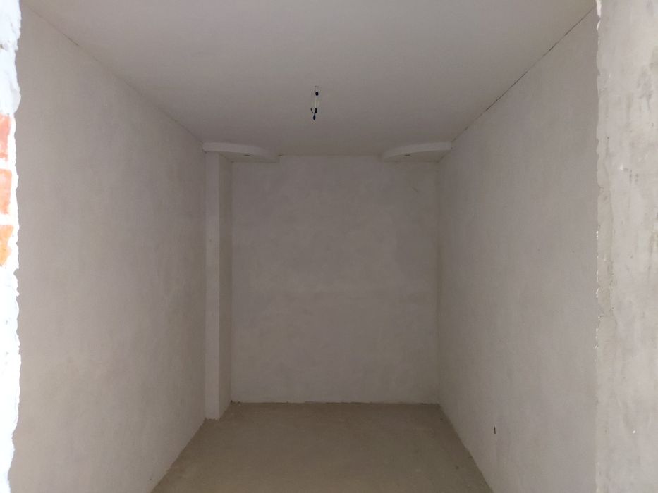 Долина, 2 к.кв  в.,Обліски 117, 4 /5 64,3м²