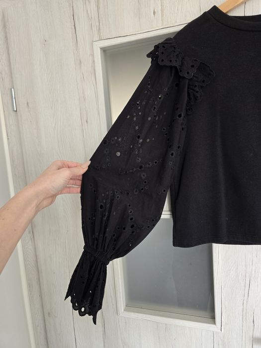 Bluzka ażurowe rękawy czarna Zara M