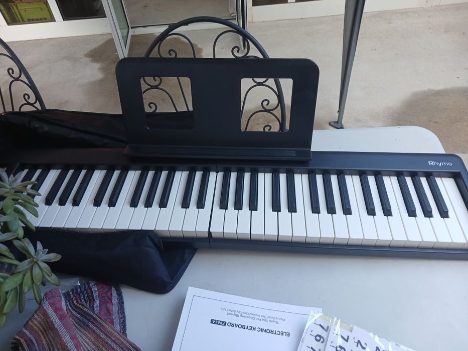 piano rhymo eletrónico