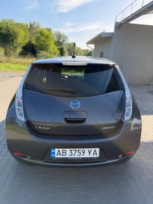 Nissan leaf 2013