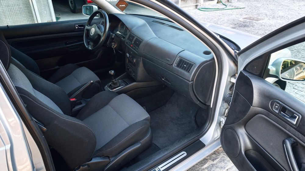 Volkswagen Golf 4 IV - 1.9 TDI