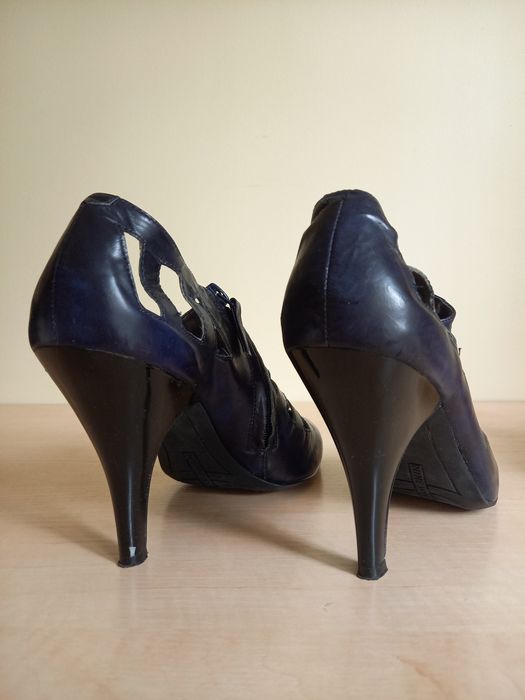 buty damskie NINE WEST stan BDB skóra naturalna - granatowe