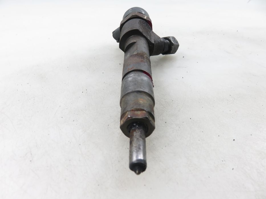 Wtryskiwacz Mitsubishi Carisma 1.9 Di-d