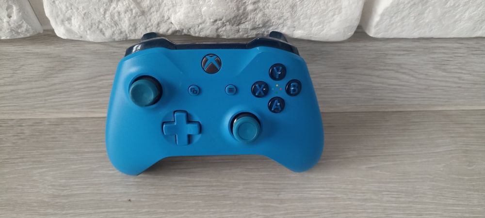 Pad / kontroler do konsoli XBOX