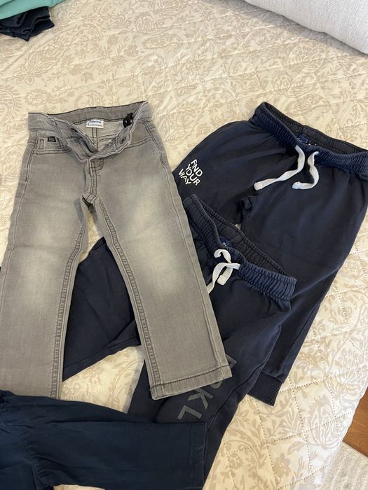 Roupa menino: mayoral, chicco, zippy…