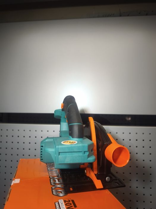 Пила циркулярна акумуляторна Sturmax CSM5001CR