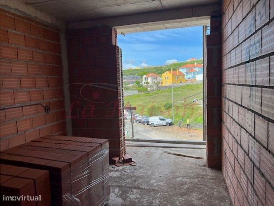 Prédio Novo na Paradela