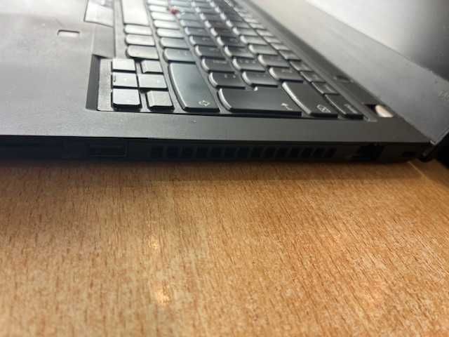 Portatil Lenovo T490