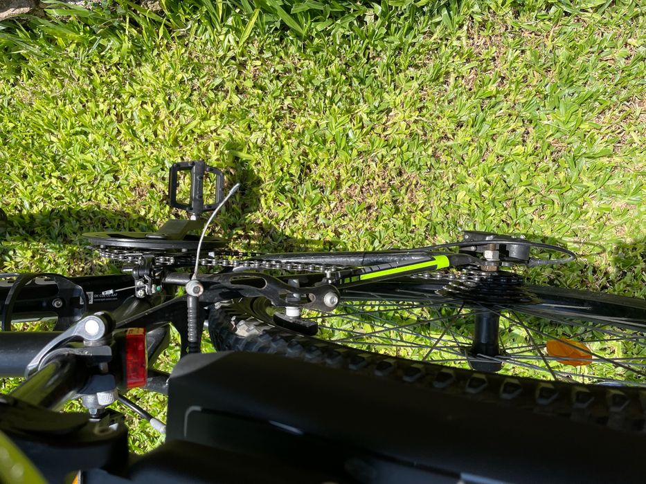 Bicicleta BTT Rockrider ST 500 com suspensão e extras
