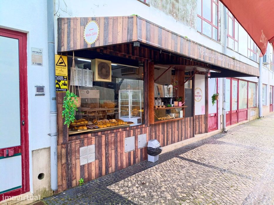 Loja no centro de Almeirim