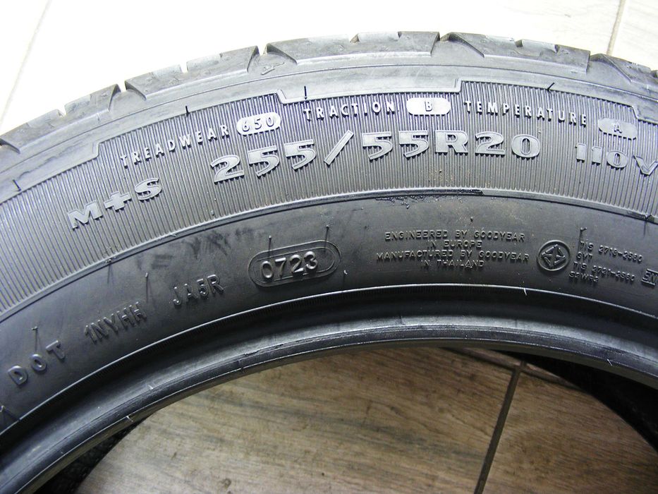 Всесезонна гума 255/55/20 -2 шт.Good Year Wrangler Territory HT .