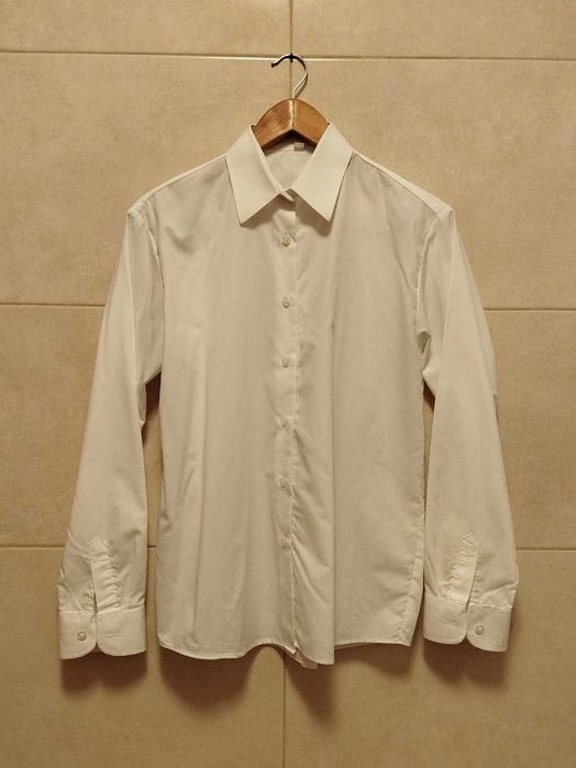 Traje Académico Feminino - Universidade do Porto