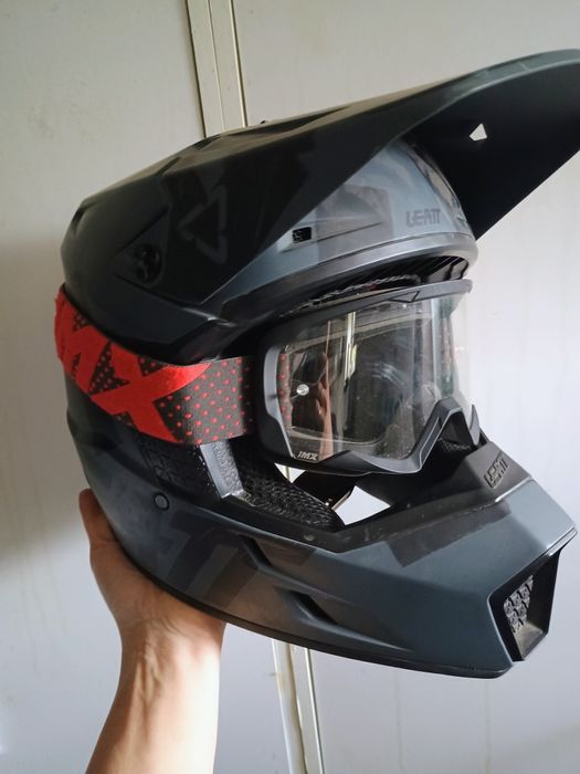 Kask LEATT rozmiar L Moto 3.5 360' Turbine