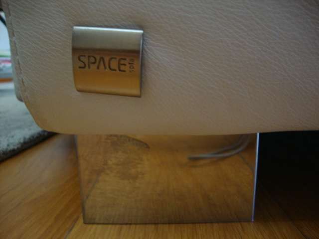 Sofá 3 lugares em Pele Italiana SPACE SOFA