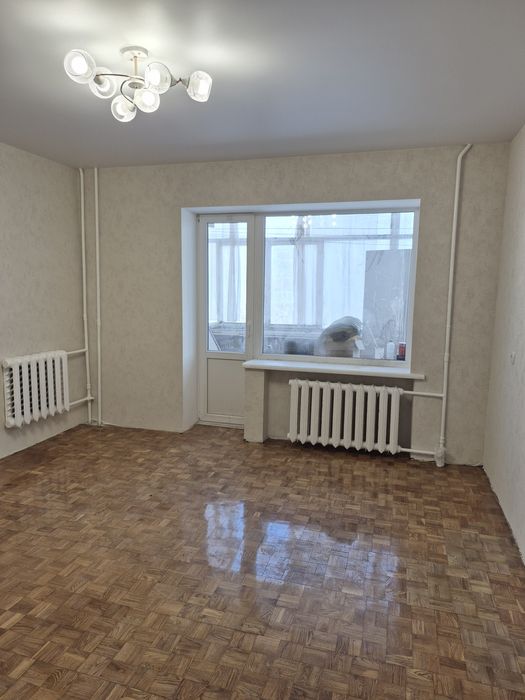 Продам двокімнатну квартиру в районі ЦУМу