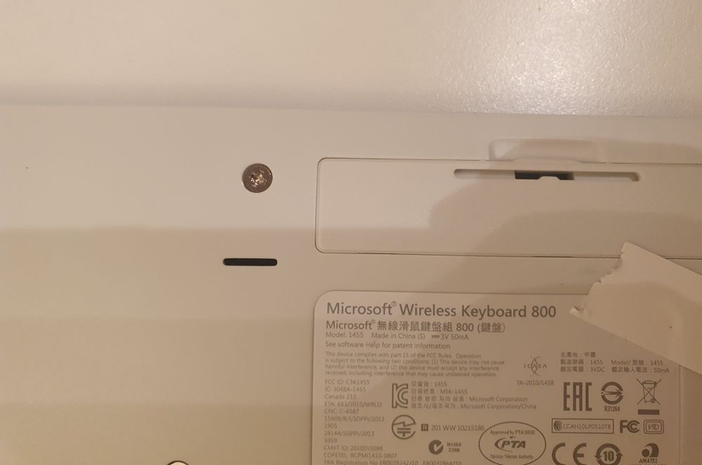 Безпровідна клавіатура Microsoft