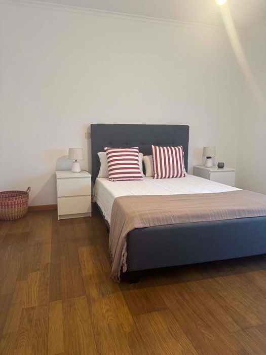 Apartamento T1 Mobilado junto á escola Amadeu Sousa Cardoso em Telões.