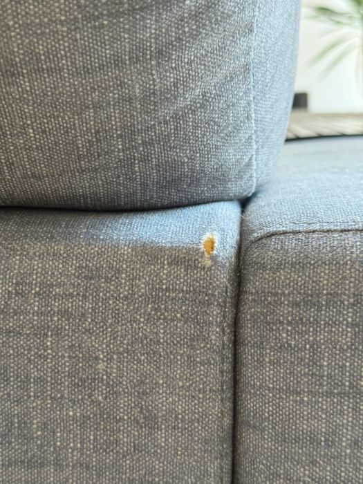 (Inativo/reservado) Sofá de sala espaçoso cinzento