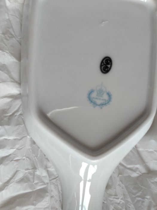 Açucareiro e colher de porcelana marca Royal