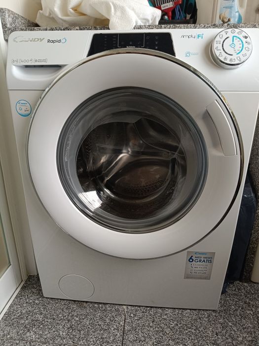 Máquina de Lavar Roupa CANDY