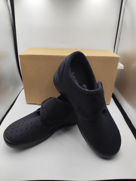 NOWE Męskie damskie czarne buty zdrowotne Aerosoft kapcie pantofle 36