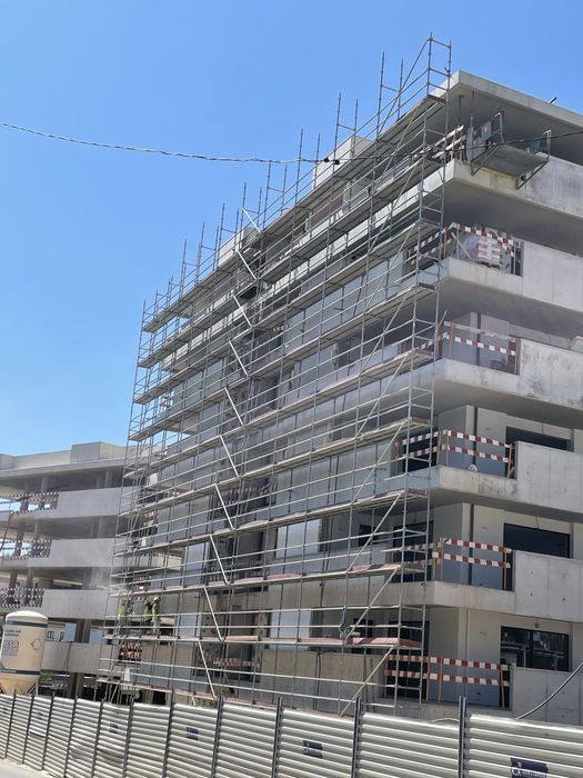 Serviços de andaime