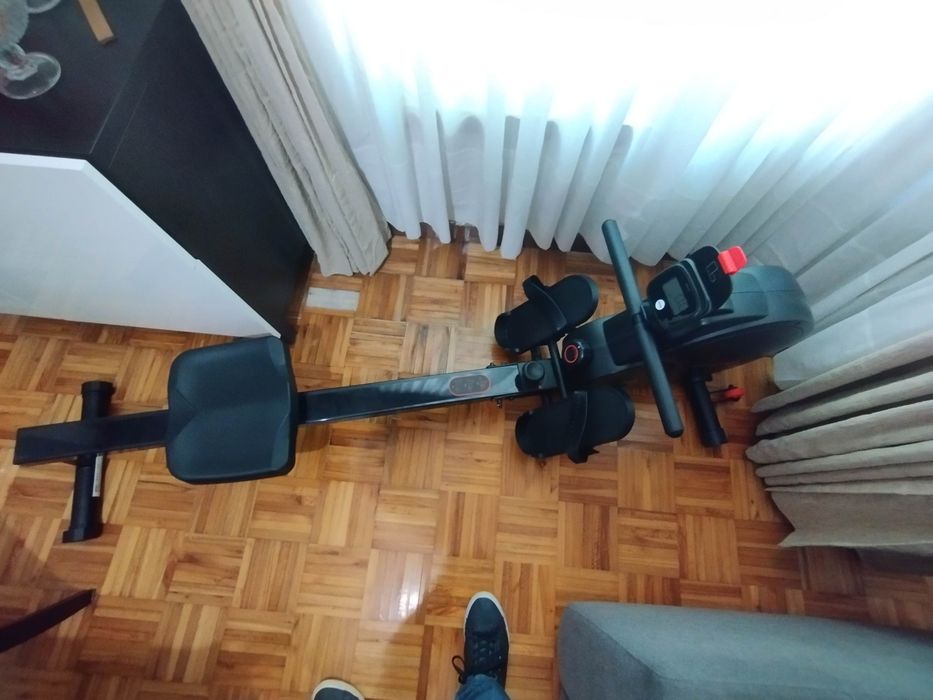 Rowing Machine.505387115496099841