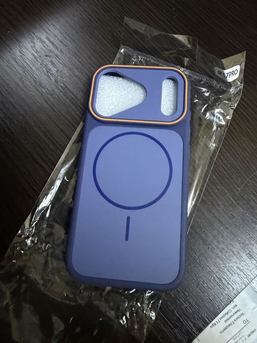 Продам чохол на iphone 17 pro
