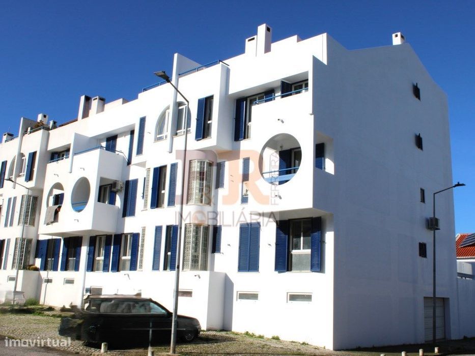 Apartamento T2 com Terraço! Urbanização Portais Arrábida, Palmela