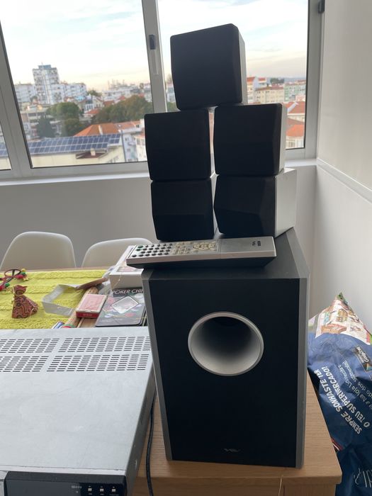 Para desocupar! Sistema Surround 5.1 Aiwa