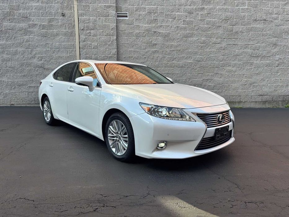 Lexus ES 350      2015